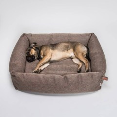 cloud7-dog-bed-sleepy-deluxe-herringbone-brown-dog-1